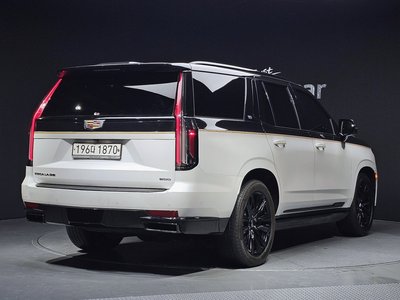 CADILLAC ESCALADE 5TH GENERATION - 4
