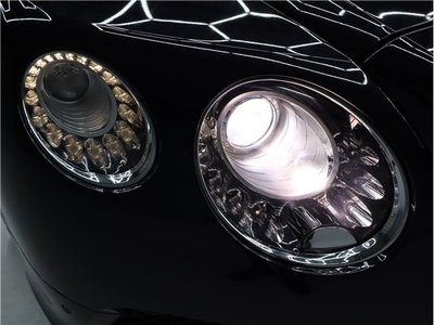 BENTLEY CONTINENTAL - 8