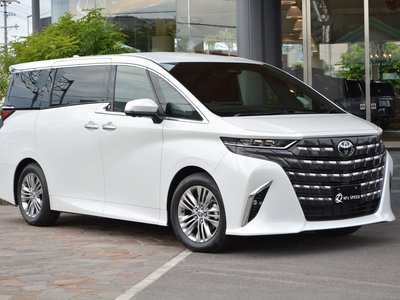 TOYOTA ALPHARD - 4