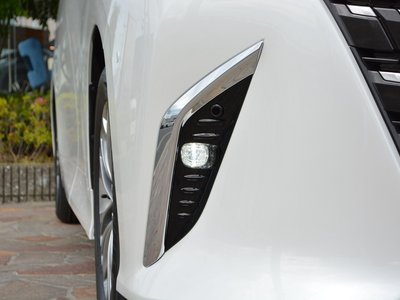 TOYOTA ALPHARD - 9