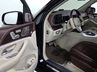 MERCEDES-BENZ GLS - 10