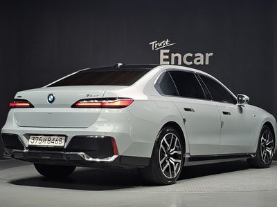 صورة 4 لـ 2023 BMW 7 SERIES