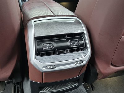 صورة مصغرة 33 لـ 2023 BMW 7 SERIES