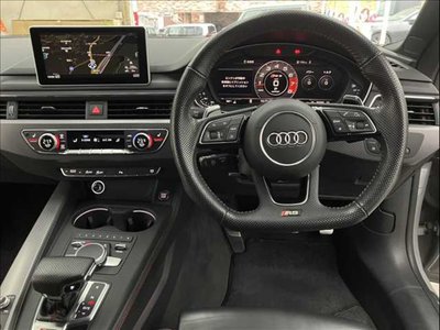 صورة 3 لـ 2018 AUDI RS5