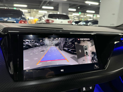 AUDI RS E-TRON GT - 8