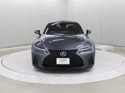 LEXUS IS - 10