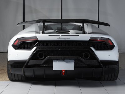 LAMBORGHINI HURACAN - 5