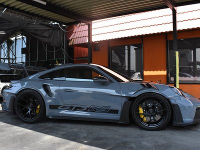 PORSCHE 911 - 10
