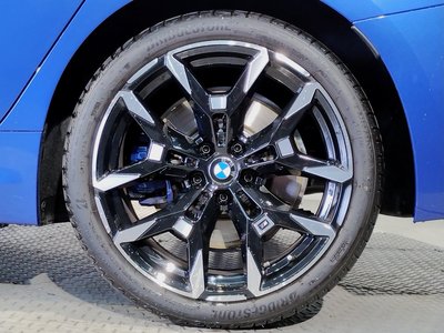 2025 BMW 3 SERIES thumbnail 38