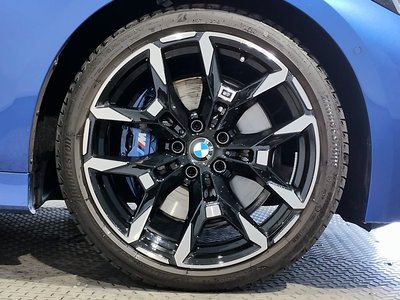 2025 BMW 3 SERIES thumbnail 36