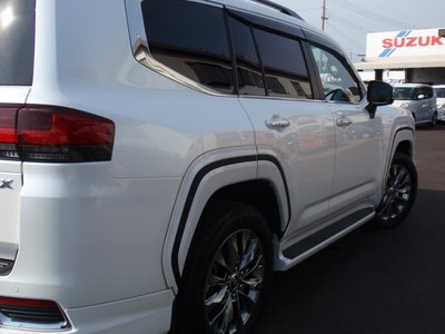 2023 Toyota LAND CRUISER 300 thumbnail 47