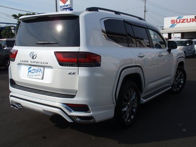 2023 Toyota LAND CRUISER 300 照片 4