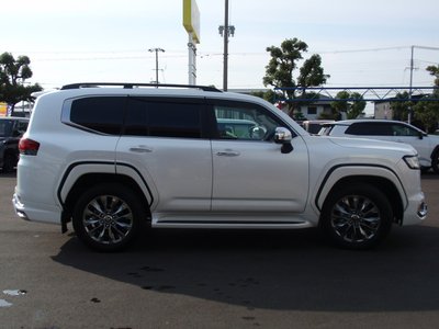2023 Toyota LAND CRUISER 300 照片 3