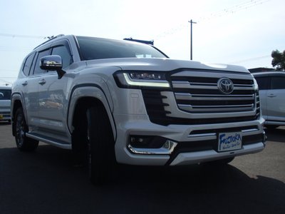 2023 Toyota LAND CRUISER 300 thumbnail 42