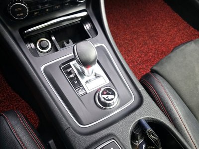 MERCEDES-BENZ A-CLASS - 9