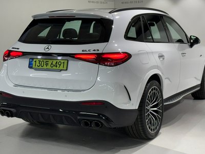MERCEDES-BENZ GLC - 3