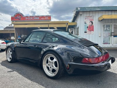 PORSCHE 911 - 8