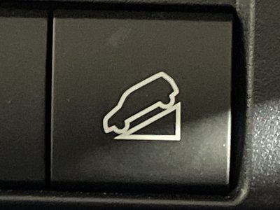 TOYOTA LAND CRUISER 70 - 10