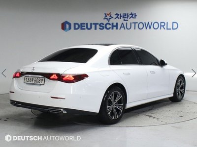 MERCEDES-BENZ E-CLASS - 4