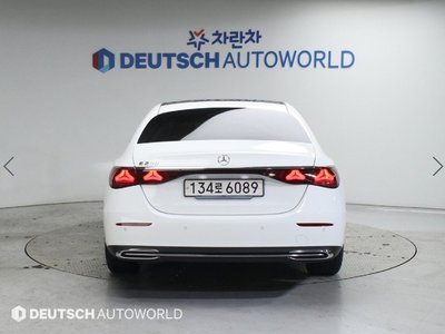 MERCEDES-BENZ E-CLASS - 3