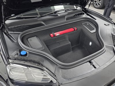 PORSCHE MACAN - 7