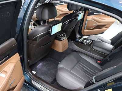 2021 Genesis G90 缩略图 14