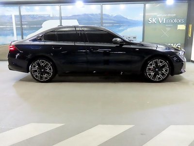 2024 BMW 5 SERIES 照片 2