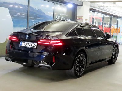 2024 BMW 5 SERIES 照片 4