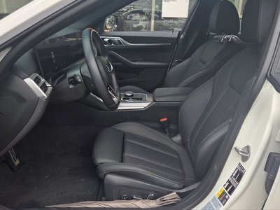 2025 BMW I4 照片 2
