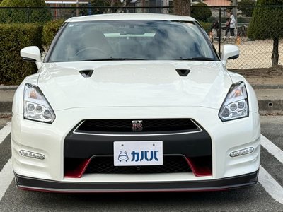 NISSAN GT-R - 2