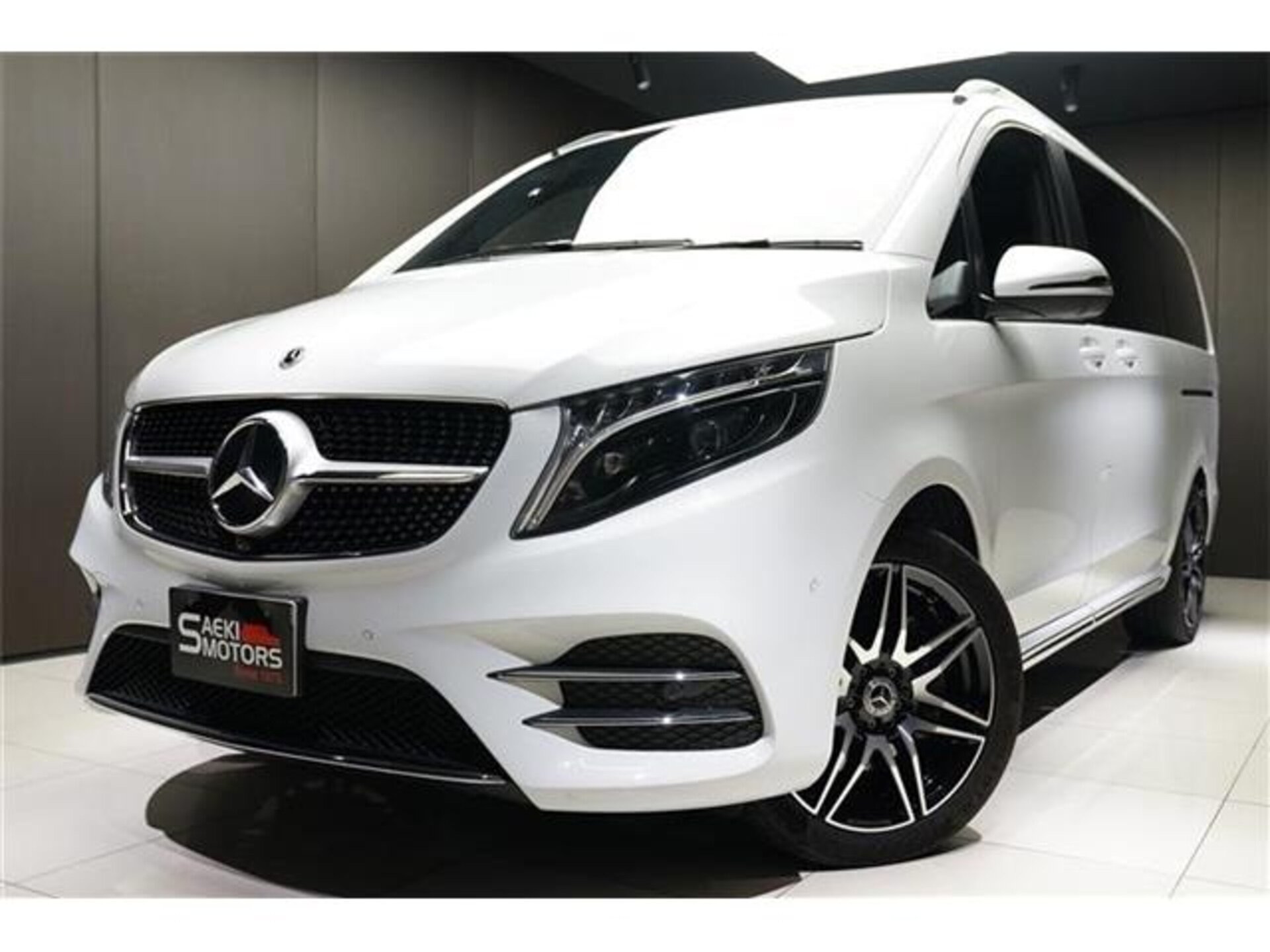 MERCEDES-BENZ V-CLASS - View 1