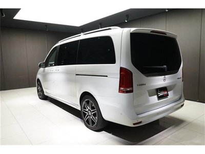 2024 Mercedes-BENZ V-CLASS photo 3