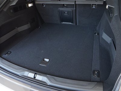 صورة مصغرة 21 لـ 2021 Maserati LEVANTE