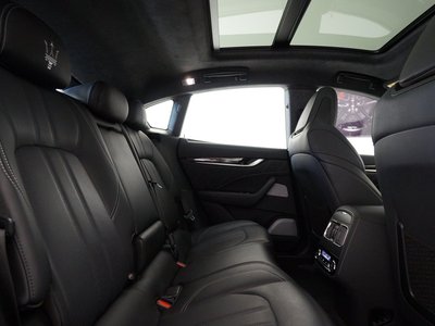 صورة مصغرة 16 لـ 2021 Maserati LEVANTE