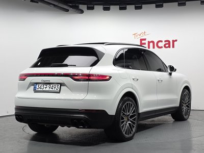 PORSCHE CAYENNE - 3