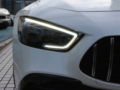 MERCEDES-BENZ GT 4-DOOR COUPE AMG - 8