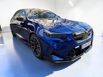 صورة 1 لـ 2025 BMW M5