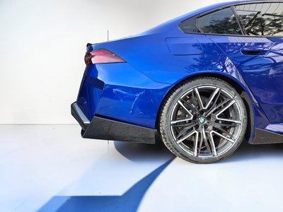2025 BMW M5 — миниатюра 16