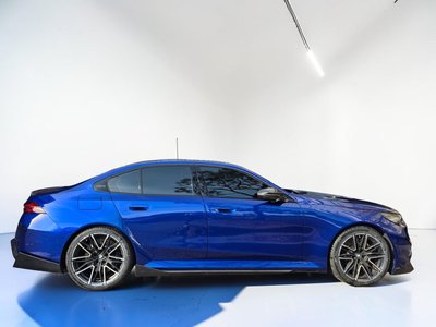 2025 BMW M5 — миниатюра 17