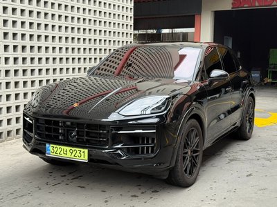 PORSCHE CAYENNE