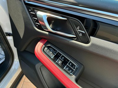 2023 Porsche MACAN 缩略图 14