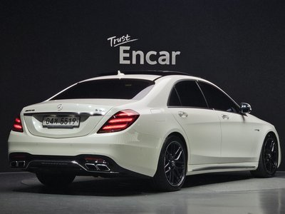 2018 Mercedes-BENZ S-CLASS photo 3