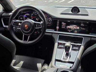 PORSCHE PANAMERA - 9