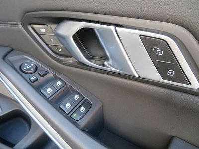 صورة مصغرة 34 لـ 2022 BMW M3 SEDAN