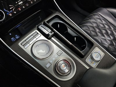 2020 Genesis GV80 photo 9
