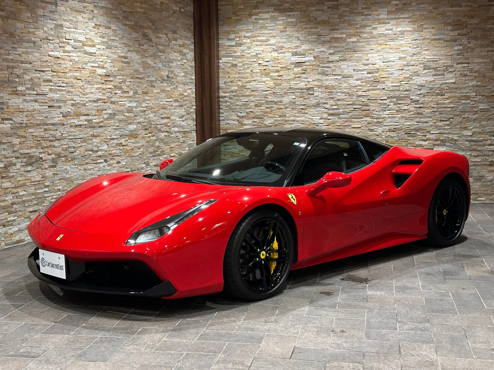 FERRARI 488 GTB - View 1