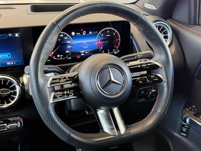 MERCEDES-BENZ GLB - 9