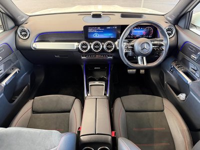 MERCEDES-BENZ GLB - 10