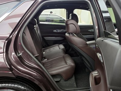 2021 Genesis GV70 — миниатюра 12