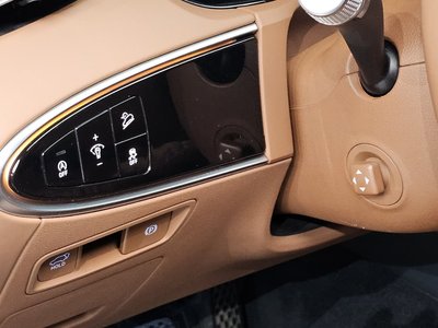 2022 Genesis GV70 — миниатюра 16